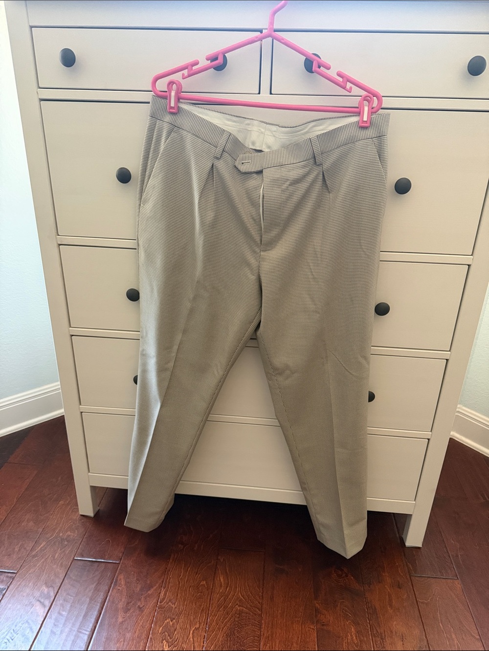 Express Men's Pleated Chinos in Light Gray